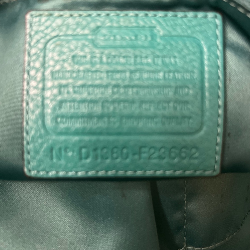 Coach Park Carrie Green Leather Tote Shoulder Bag H1381-F23662 Stylish Handbag - Picture 6 of 9